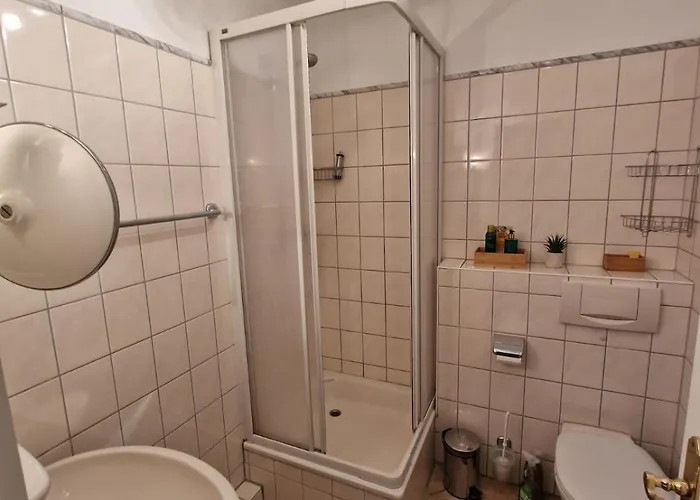 Apartment Am Alten Gutshaus Losentitz Garz (Rugen)